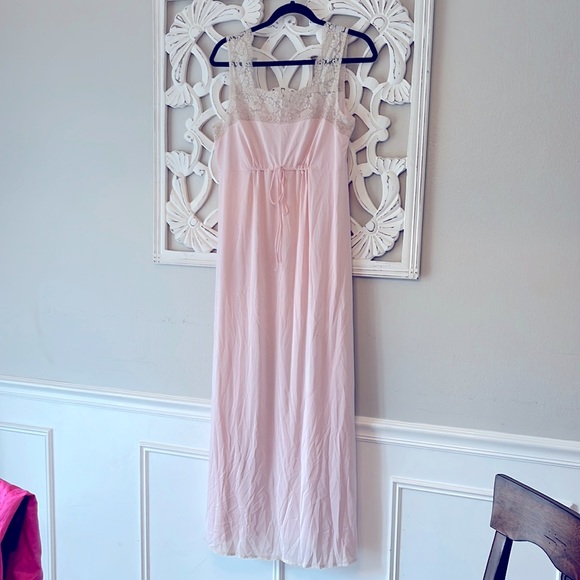 ✨1950’s Vanity Fair Nightgown and Robe Set - Size Medium - Picture 3 of 14